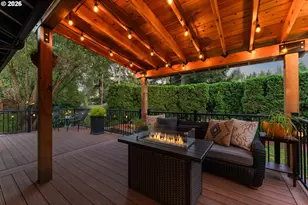 2130 SW Marigold St, Portland, OR 97219 - Photo 9