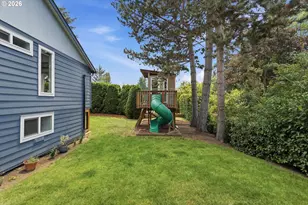 2130 SW Marigold St, Portland, OR 97219 - Photo 45