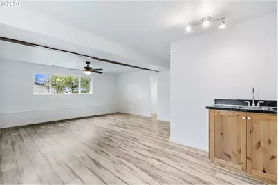 13017 Setera Cir, Oregon City, OR 97045 - Photo 17