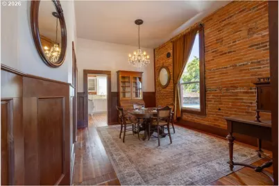 811 E 1st St, Newberg, OR 97132 - Photo 29