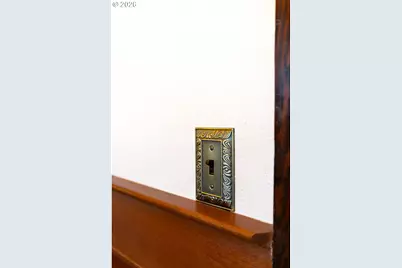 811 E 1st St, Newberg, OR 97132 - Photo 25