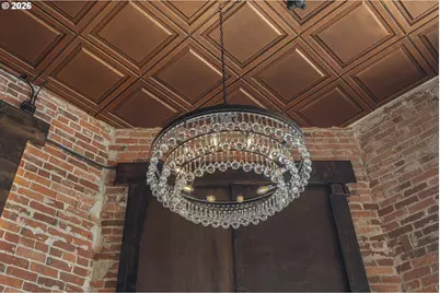 811 E 1st St, Newberg, OR 97132 - Photo 5