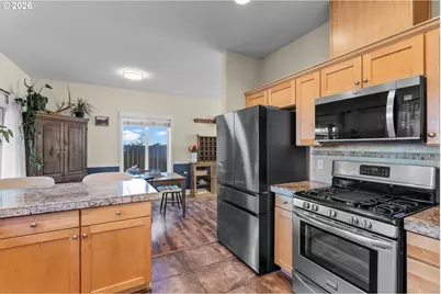 1965 SW 42nd St, Redmond, OR 97756 - Photo 9
