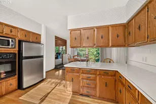 1180 SE Villard St, McMinnville, OR 97128 - Photo 17