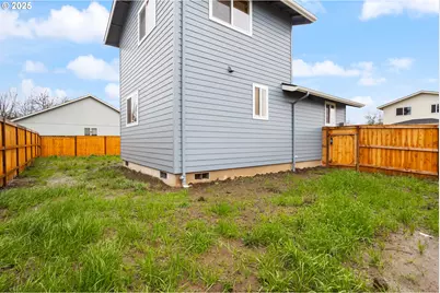 749 St Charles St, Eugene, OR 97402 - Photo 37