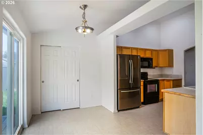 87564 Trek Dr, Veneta, OR 97487 - Photo 9