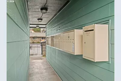 9333 N Lombard St #10, Portland, OR 97203 - Photo 19