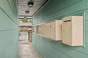 9333 N Lombard St, Portland, OR 97203 - Photo 19