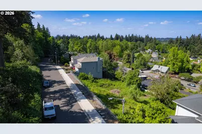 Broadway, West Linn, OR 97068 - Photo 3