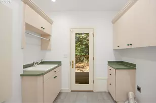 11025 S Tryon Ave, Portland, OR 97219 - Photo 27