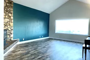 2225 Maine Ct, North Bend, OR 97459 - Photo 7