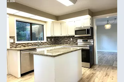 2225 Maine Ct, North Bend, OR 97459 - Photo 13