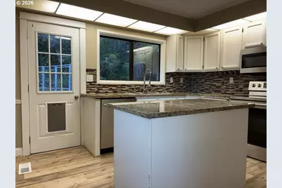 2225 Maine Ct, North Bend, OR 97459 - Photo 17