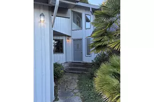 2225 Maine Ct, North Bend, OR 97459 - Photo 3