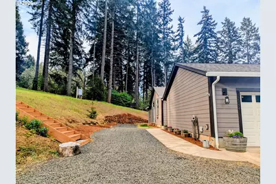 24674 Bolton Hill Rd, Veneta, OR 97487 - Photo 25