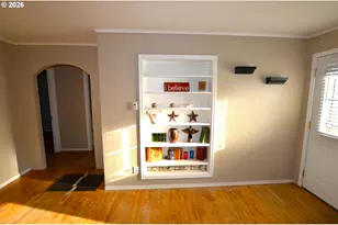 518 NW 9th St, Pendleton, OR 97801 - Photo 7