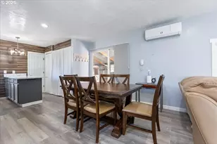 10405 SW Denney Rd, Beaverton, OR 97008 - Photo 17