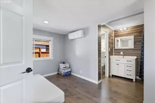 10405 SW Denney Rd, Beaverton, OR 97008 - Photo 9