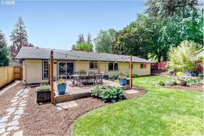 12405 SW Berryhill Ln, Beaverton, OR 97008 - Photo 27