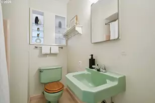 11820 SW Foothill Dr, Portland, OR 97225 - Photo 25