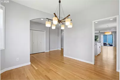 843 SE 43rd Ave, Hillsboro, OR 97123 - Photo 7