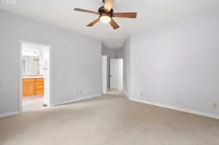 843 SE 43rd Ave, Hillsboro, OR 97123 - Photo 17
