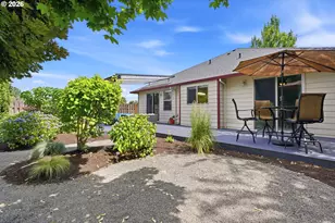 843 SE 43rd Ave, Hillsboro, OR 97123 - Photo 33