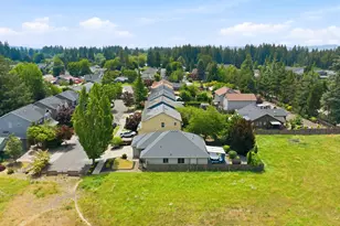 843 SE 43rd Ave, Hillsboro, OR 97123 - Photo 37