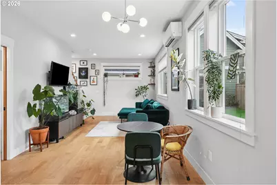 9212 N Polk Ave #A, Portland, OR 97203 - Photo 11