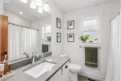 9212 N Polk Ave #A, Portland, OR 97203 - Photo 23