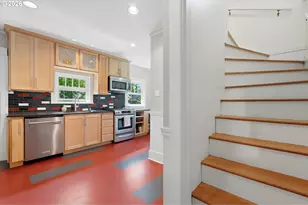 600 E 19th St, Vancouver, WA 98663 - Photo 13