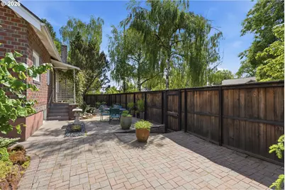 600 E 19th St, Vancouver, WA 98663 - Photo 35