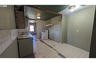 595 SW Clay St, Dallas, OR 97338 - Photo 11