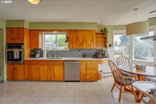 7008 NW Canyon Crest Loop, Vancouver, WA 98665 - Photo 11