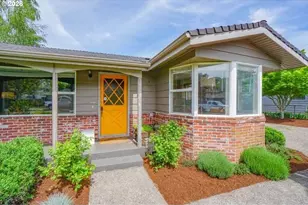 7008 NW Canyon Crest Loop, Vancouver, WA 98665 - Photo 3