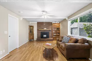 1040 NE 12th Pl, Canby, OR 97013 - Photo 21