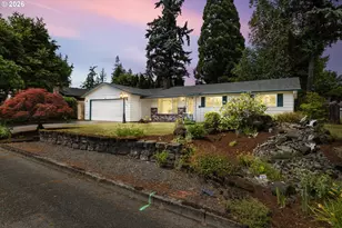 1040 NE 12th Pl, Canby, OR 97013 - Photo 3