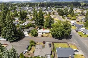 1040 NE 12th Pl, Canby, OR 97013 - Photo 45