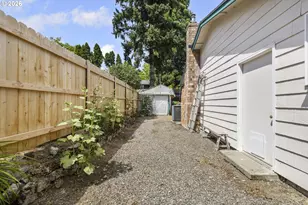 1040 NE 12th Pl, Canby, OR 97013 - Photo 39