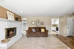 1040 NE 12th Pl, Canby, OR 97013 - Photo 13