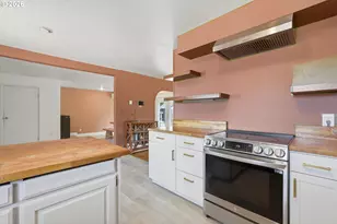 5636 SE 83rd Ave, Portland, OR 97266 - Photo 17