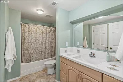 32215 NW Eagle Crest Dr, Ridgefield, WA 98642 - Photo 17