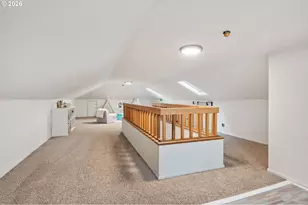 10901 S Riverside Dr, Portland, OR 97219 - Photo 19