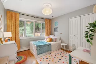 10901 S Riverside Dr, Portland, OR 97219 - Photo 15