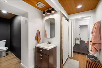 10901 S Riverside Dr, Portland, OR 97219 - Photo 25