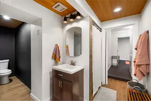 10901 S Riverside Dr, Portland, OR 97219 - Photo 25