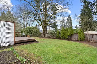 12390 SW 106th Dr, Portland, OR 97223 - Photo 37