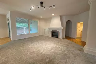 2067 Alex Ave SE, Salem, OR 97302 - Photo 3