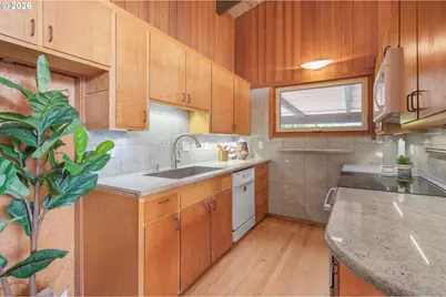 2560 Chula Vista Blvd, Eugene, OR 97403 - Photo 9