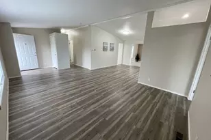 4455 Blueberry Ln NE, Salem, OR 97305 - Photo 13